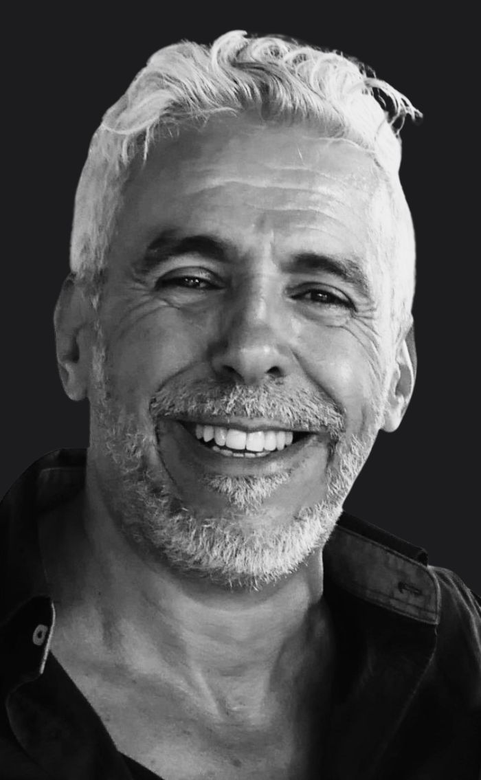 Portrait de Hakim Akli